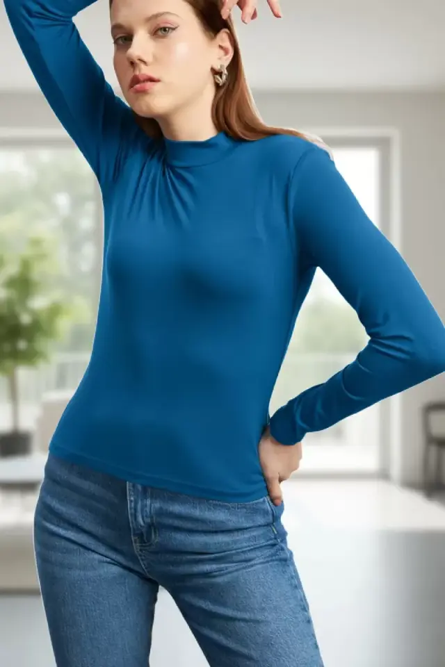 Kadın Mavi Parmak Geçmeli Uzun Kollu Body Esnek Fit Bluz