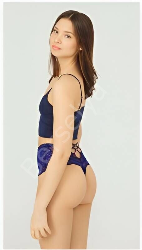 Çapraz Bantlı Dantelli Yüksek Bel Tanga