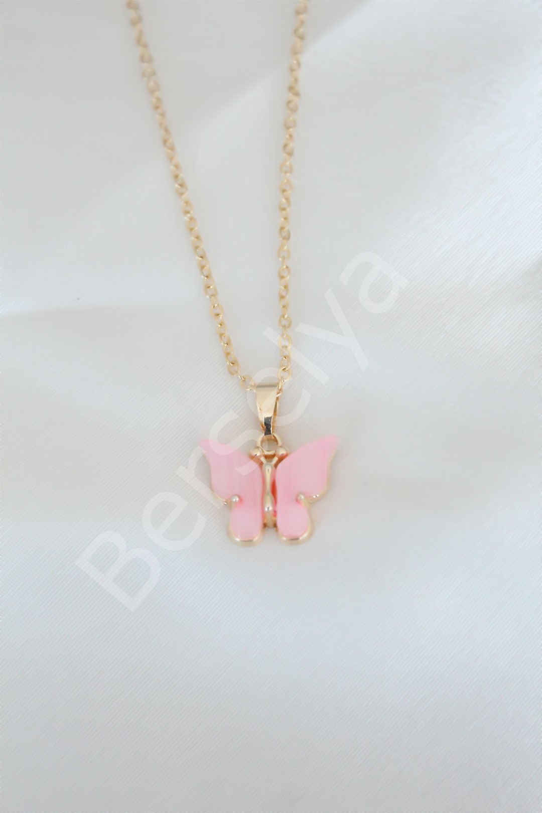 Gold Kaplama Pembe Sedefli Kelebek Kolye