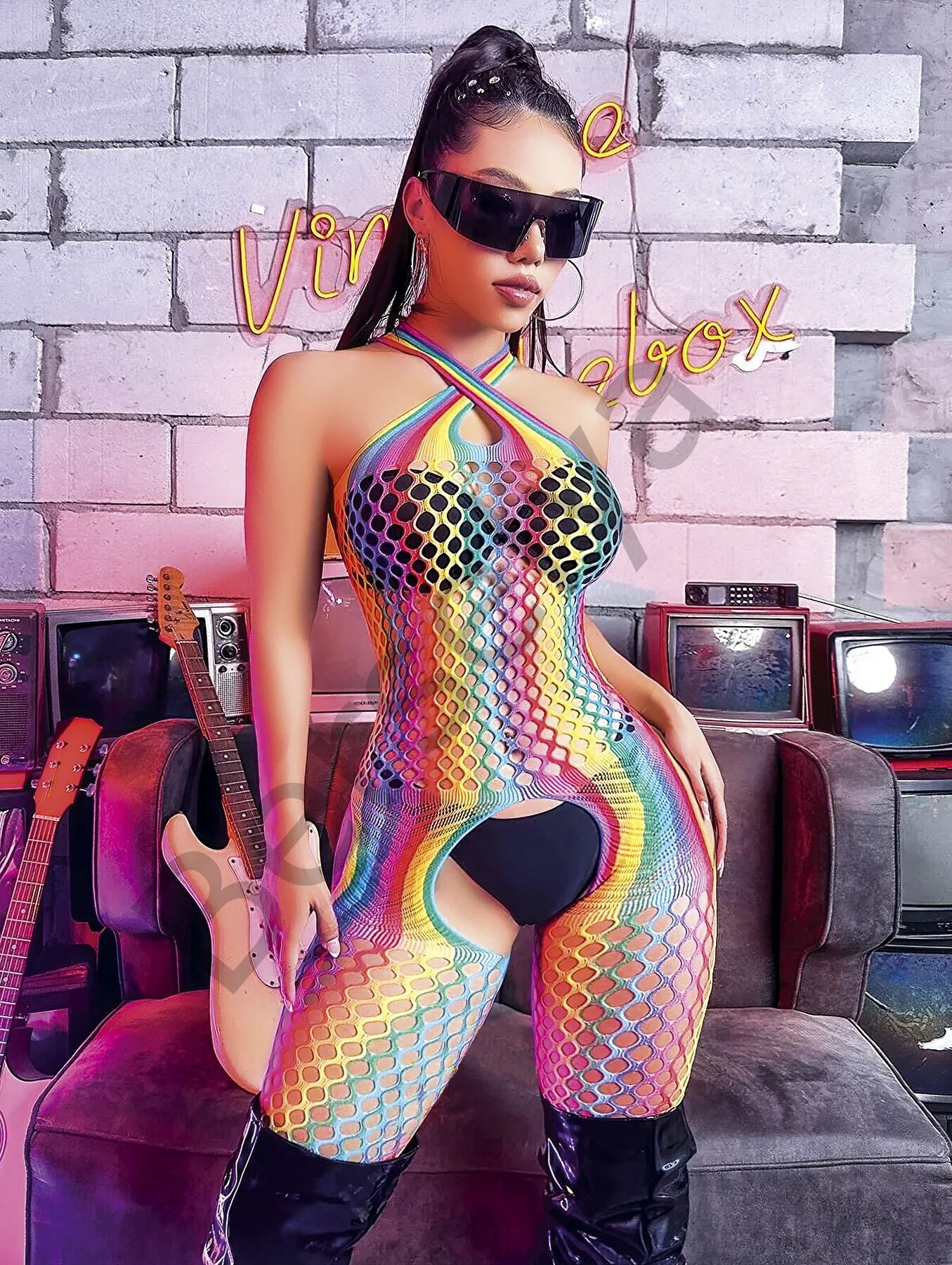 Gökkuşağı Desenli Fileli Fantezi Vücut Çorabı