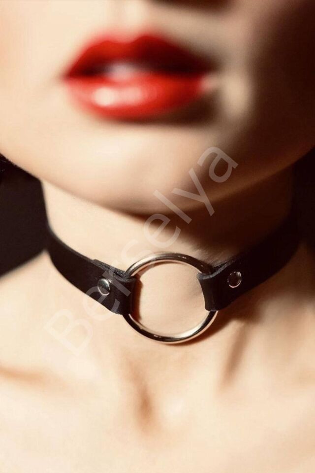 Siyah Büyük Halkalı Kadın Boyun Aksesuarı 053