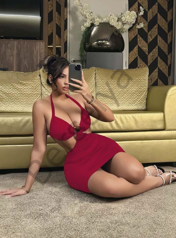 Kadın Kırmızı Halka Detaylı Fantezi Gece Elbisesi 5116