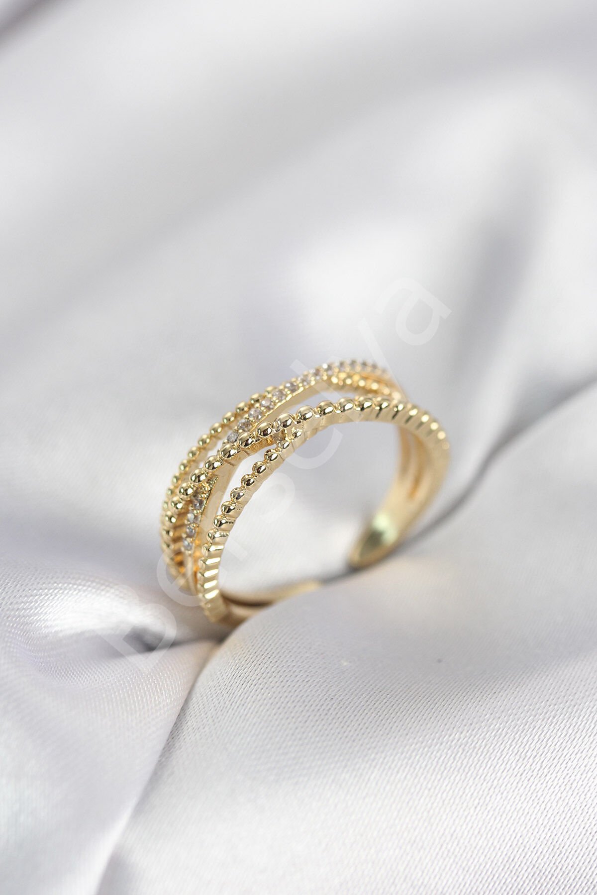 Gold Renk Sarmal Model Kadın Yüzük