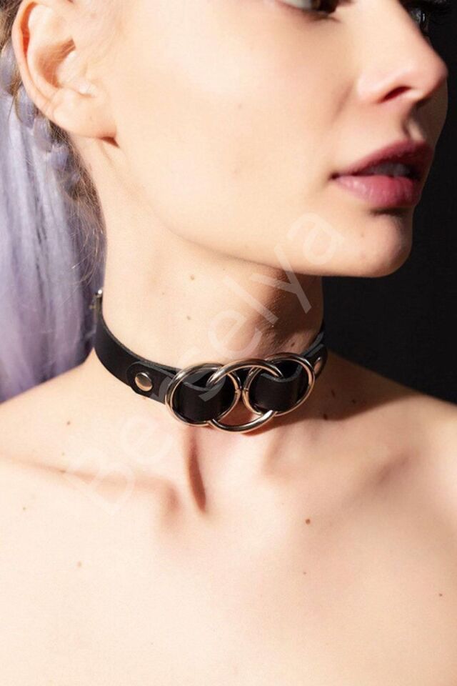 Orta Kısmı Çift Halka İle Yapılmı Deri Harness Kadın Aksesuarı 019