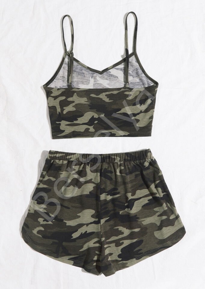 Kadın Kamuflaj Desenli Askılı Crop Top Ve Şortlu Gecelik Takım