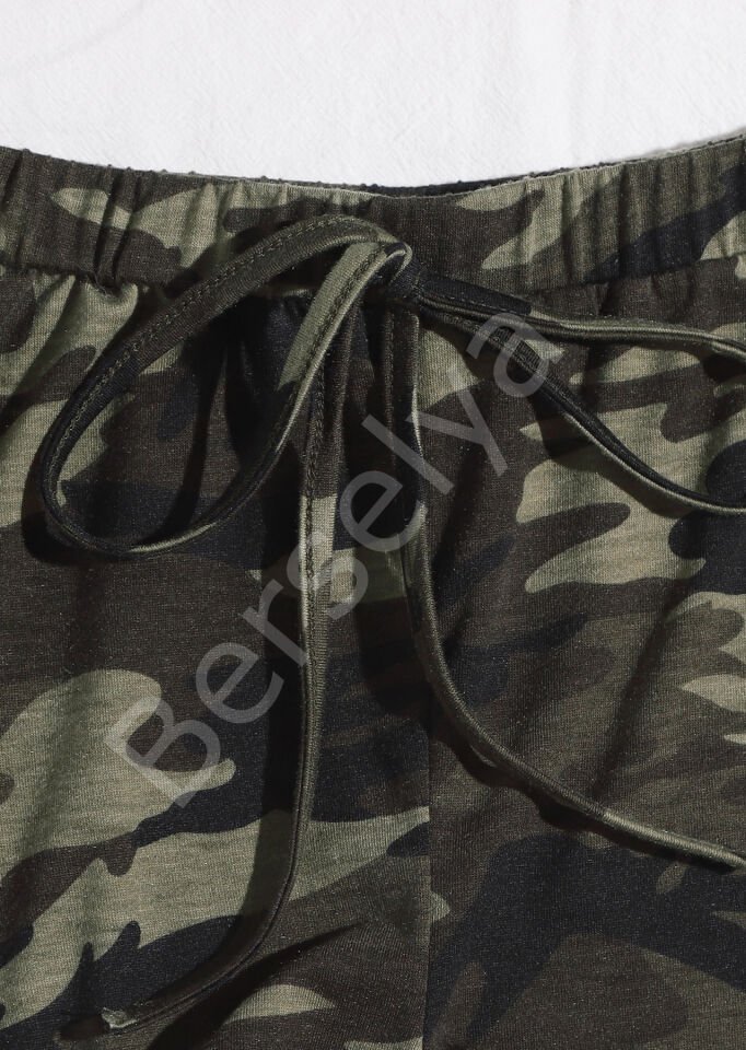 Kadın Kamuflaj Desenli Askılı Crop Top Ve Şortlu Gecelik Takım