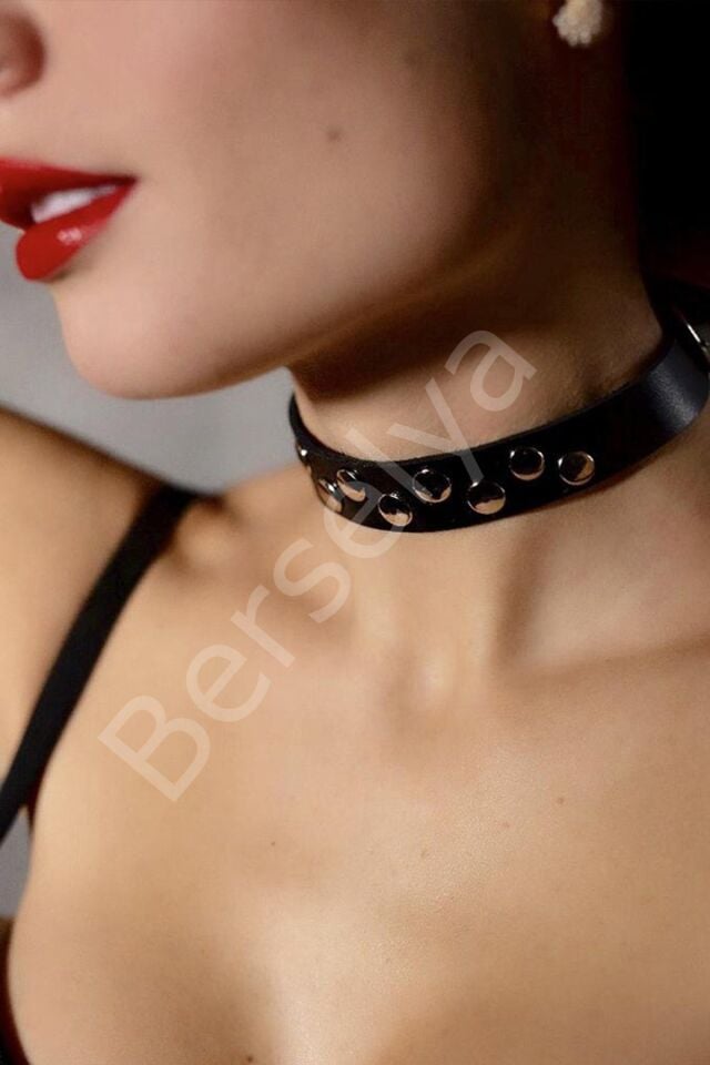 Özel Tasarım Seksi Siyah Deri İnce Boyunluk 1060