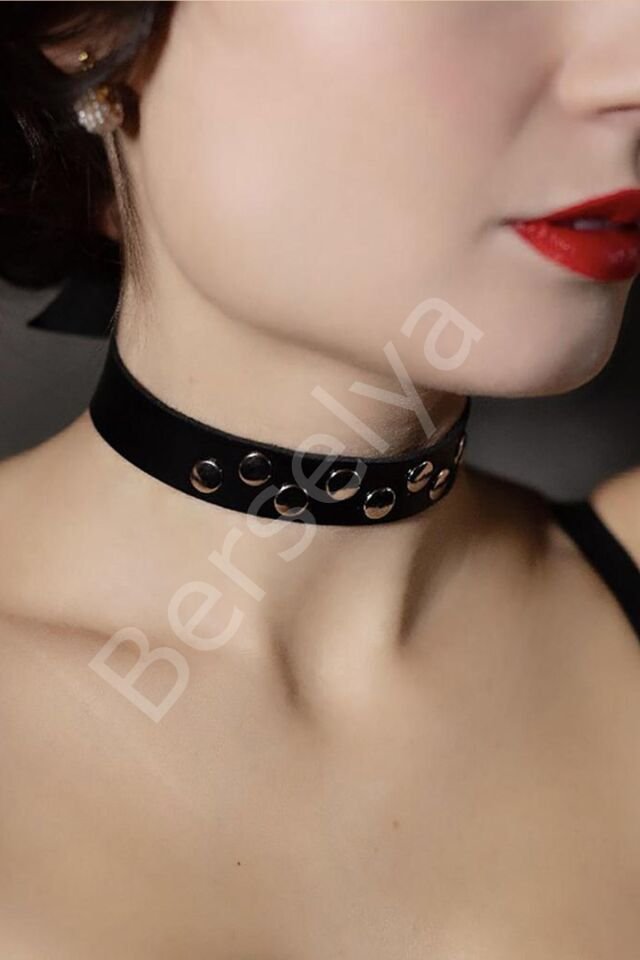 Özel Tasarım Seksi Siyah Deri İnce Boyunluk 1060