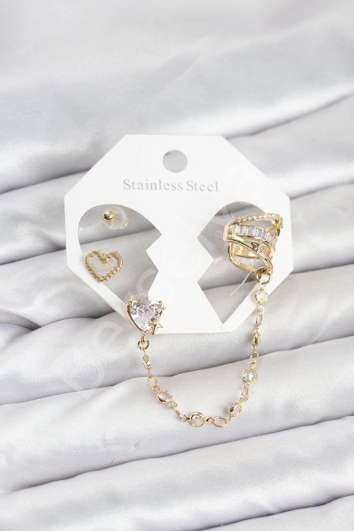 Pirinç Gold Renk Kalp Model Zincir Bağlantılı Ear Cuff Küpe Seti