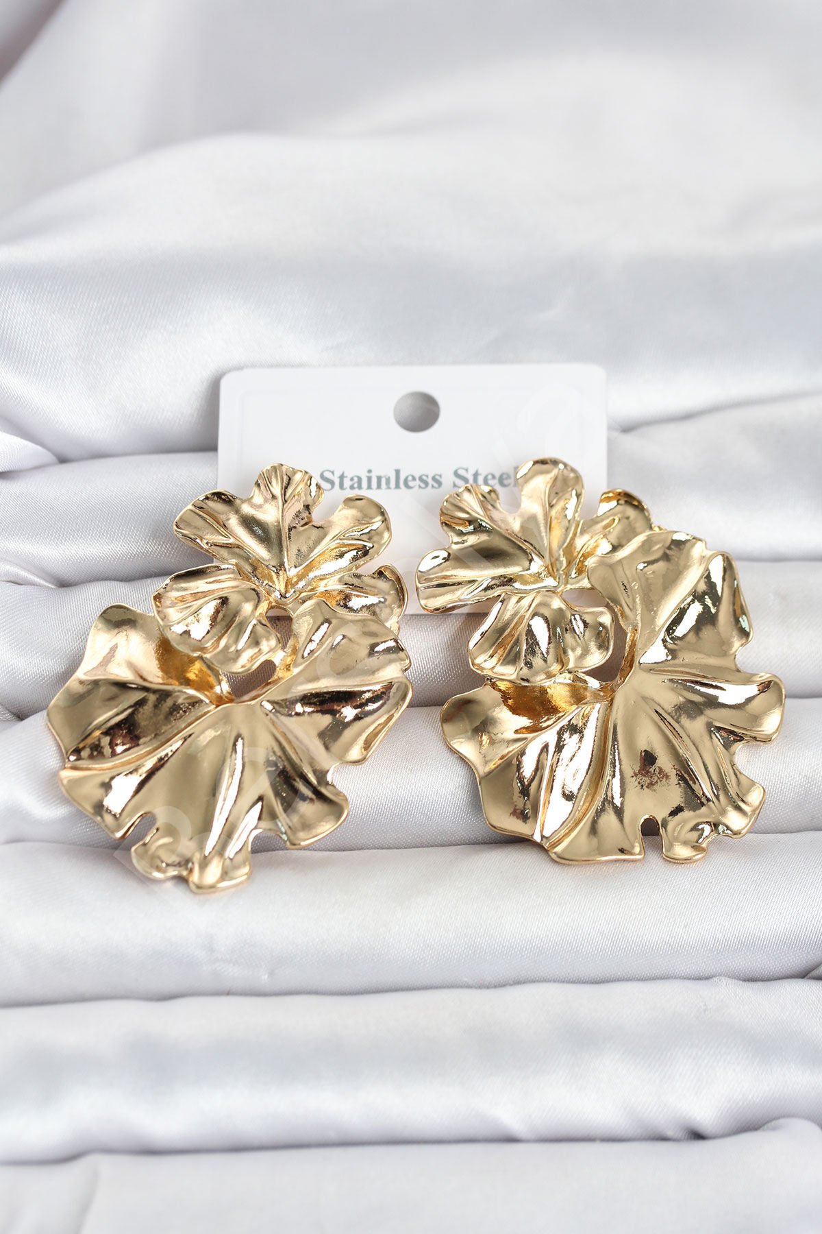 316L Çelik Gold Renk Lotus Model Kadın Küpe