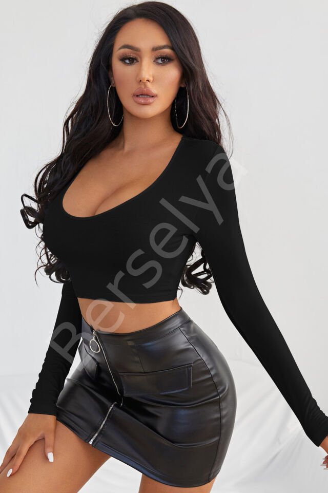 Kadın Siyah Uzun Kol Kare Yaka Crop Top Bluz