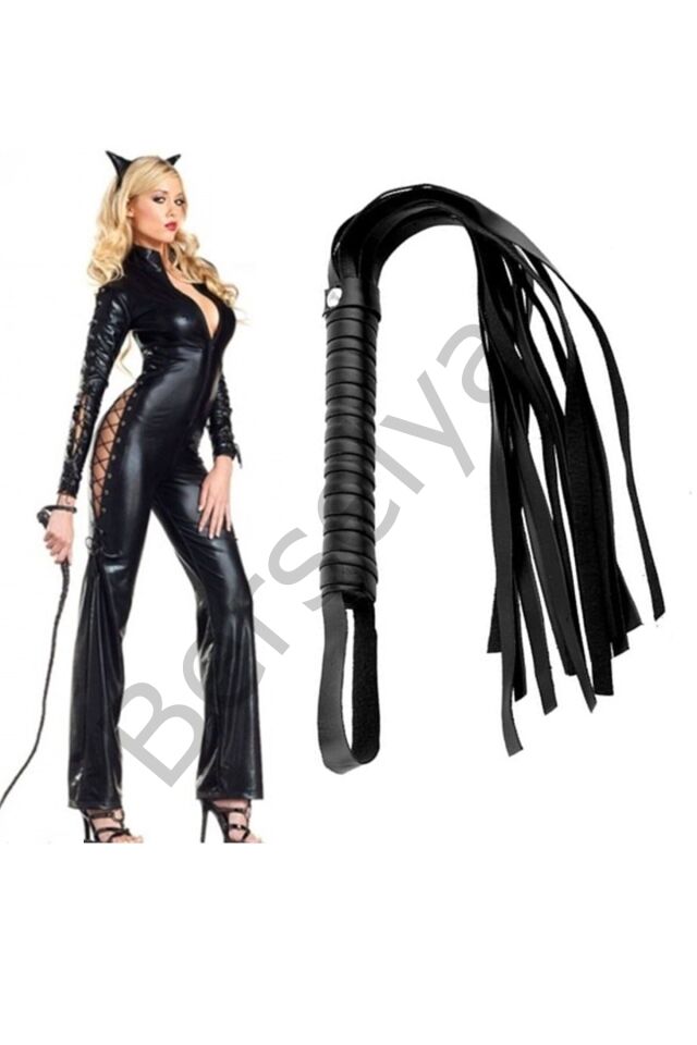 Kırmızı Detaylı Fantezi Set