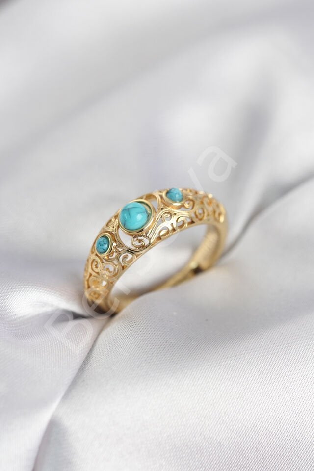 Vintage Model Mavi Taşlı Gold Renk Kadın Yüzük