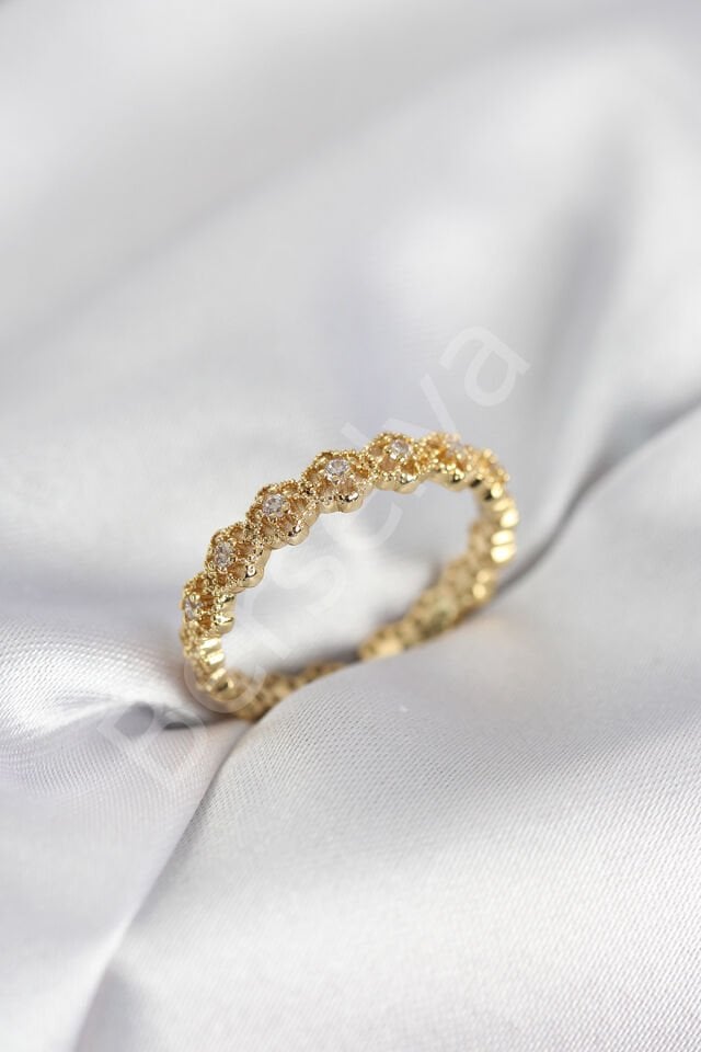 Sıralı Çiçek Model Gold Renk Zirkon Taşlı Kadın Yüzük