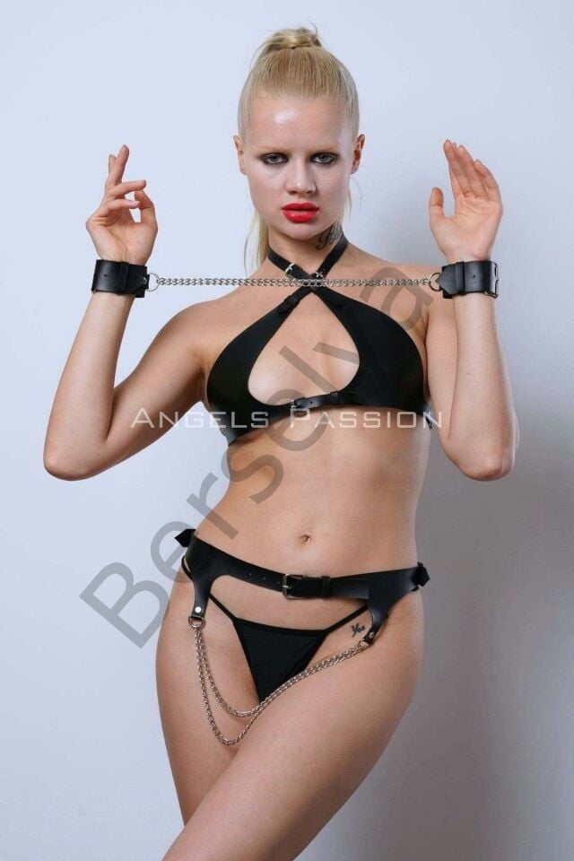 Fantazi Deri İç Giyim, Deri Kelepçe Ve Bel Harness Takım - Brf885