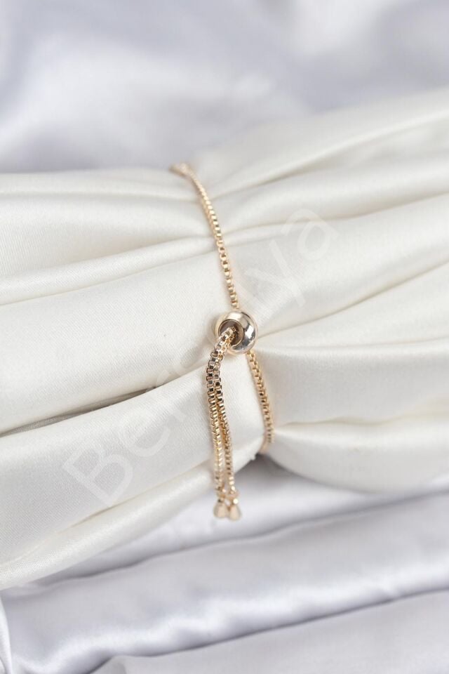 Gold Renk Zirkon Taşlı Yıldız Model Asansörlü Kadın Bileklik