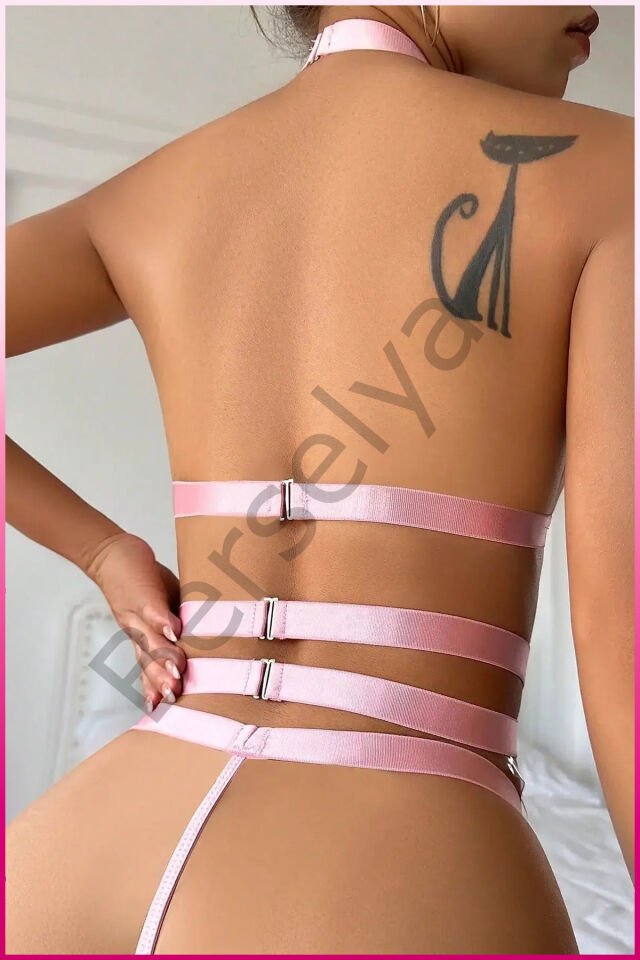 Pembe Dantelli Kalp Detaylı Zincirli Seksi İç Giyim Seti