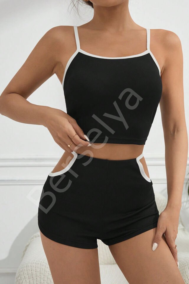 Kadın Siyah Beyaz Şortlu Cut-out Detaylı Gecelik Takımı