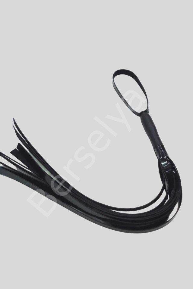 Siyah Harness Fantezi Aksesuar Suni Deri Tekli Kırbaç H008