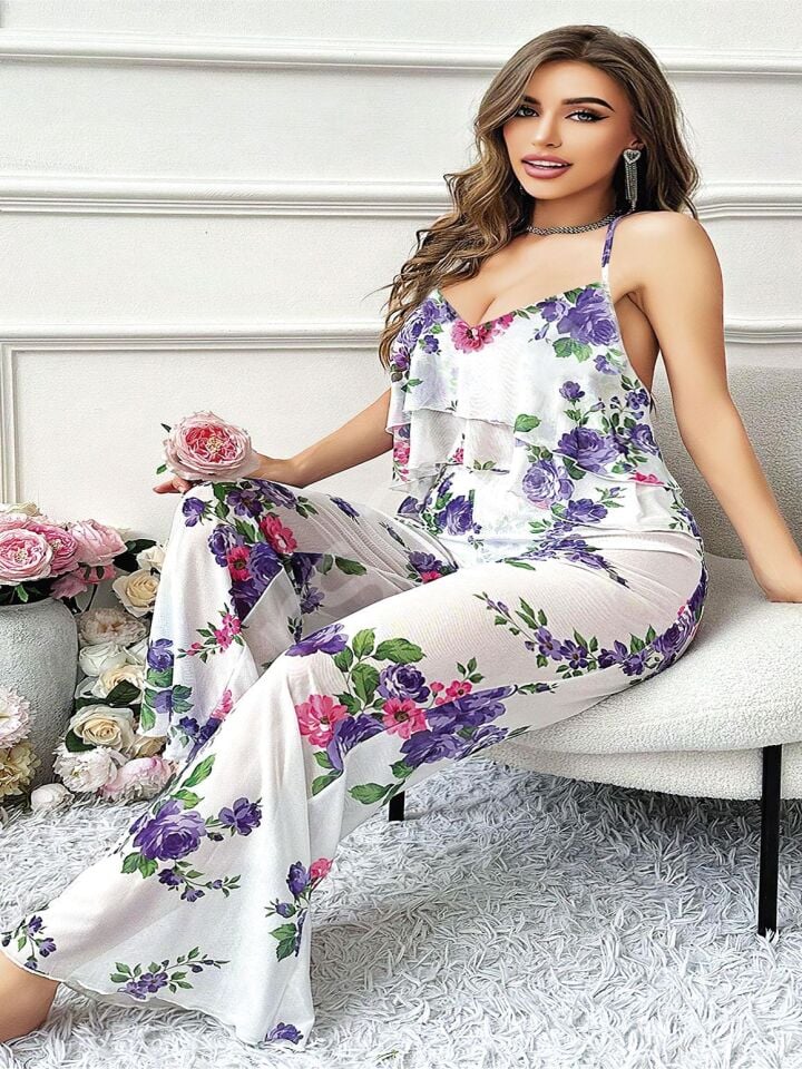 Özel Tasarım Büyük Beden Çiçek Desenli Fırfırlı 2'li Pijama Takımı