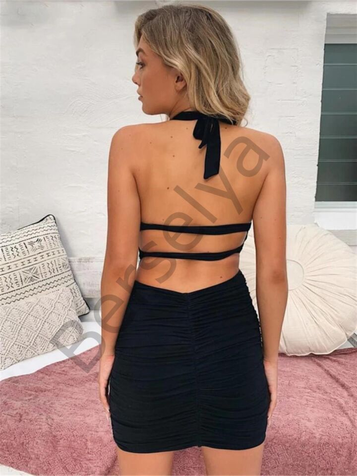 Bayan Boyundan Bağlamalı Siyah Elbise