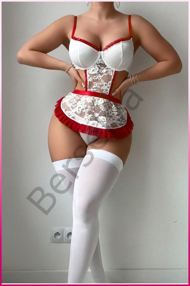 Beyaz Balenli Seksi Hizmetçi Kostüm