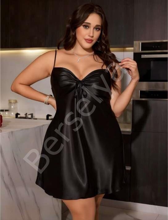 Büyük Beden Siyah Saten Gecelik