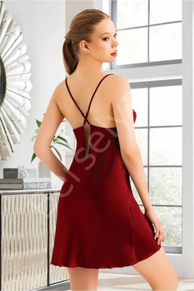 2104 Mod. - Miss Laris