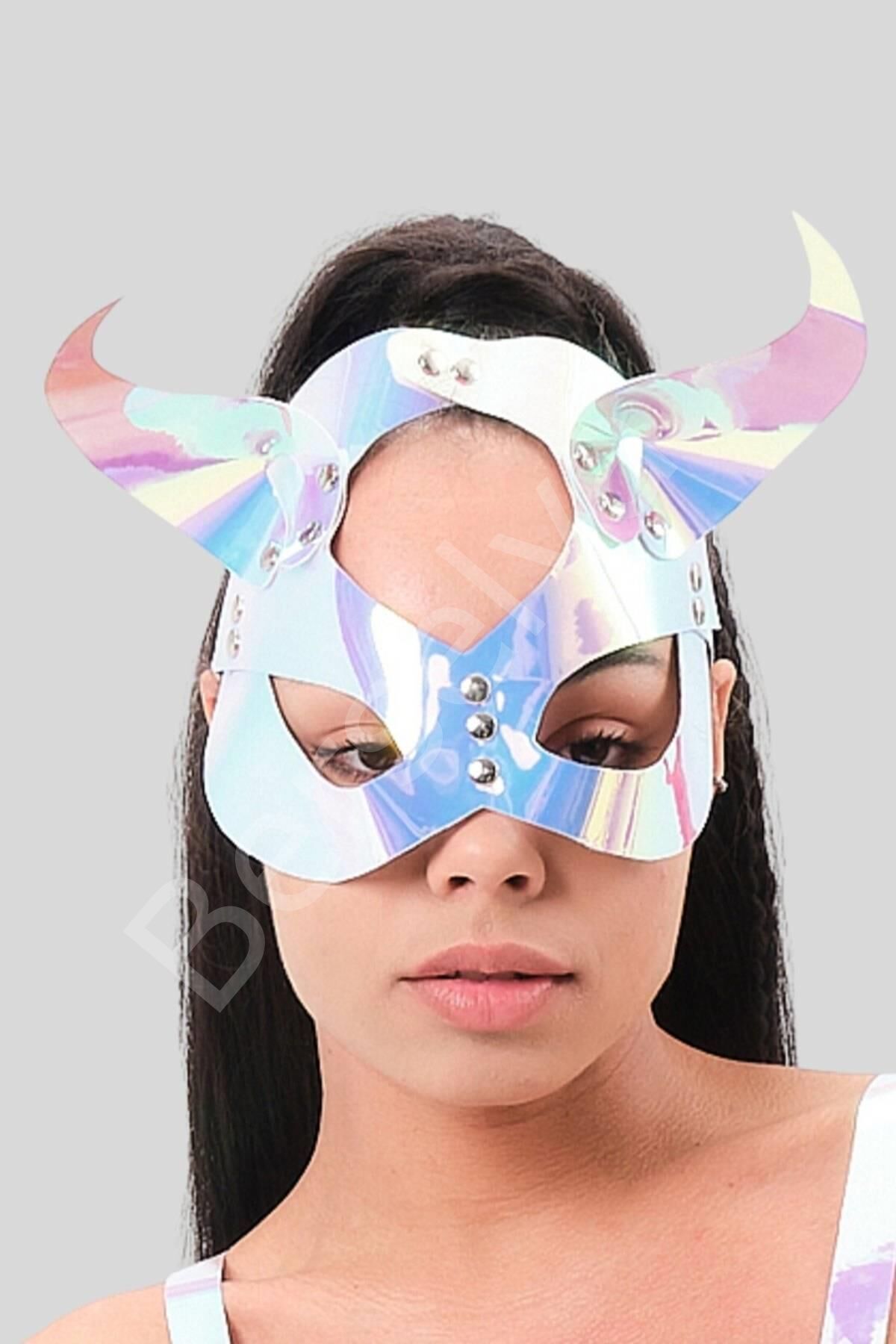 Güşüş Renk Toka İle Tutturmalı Maske 80434