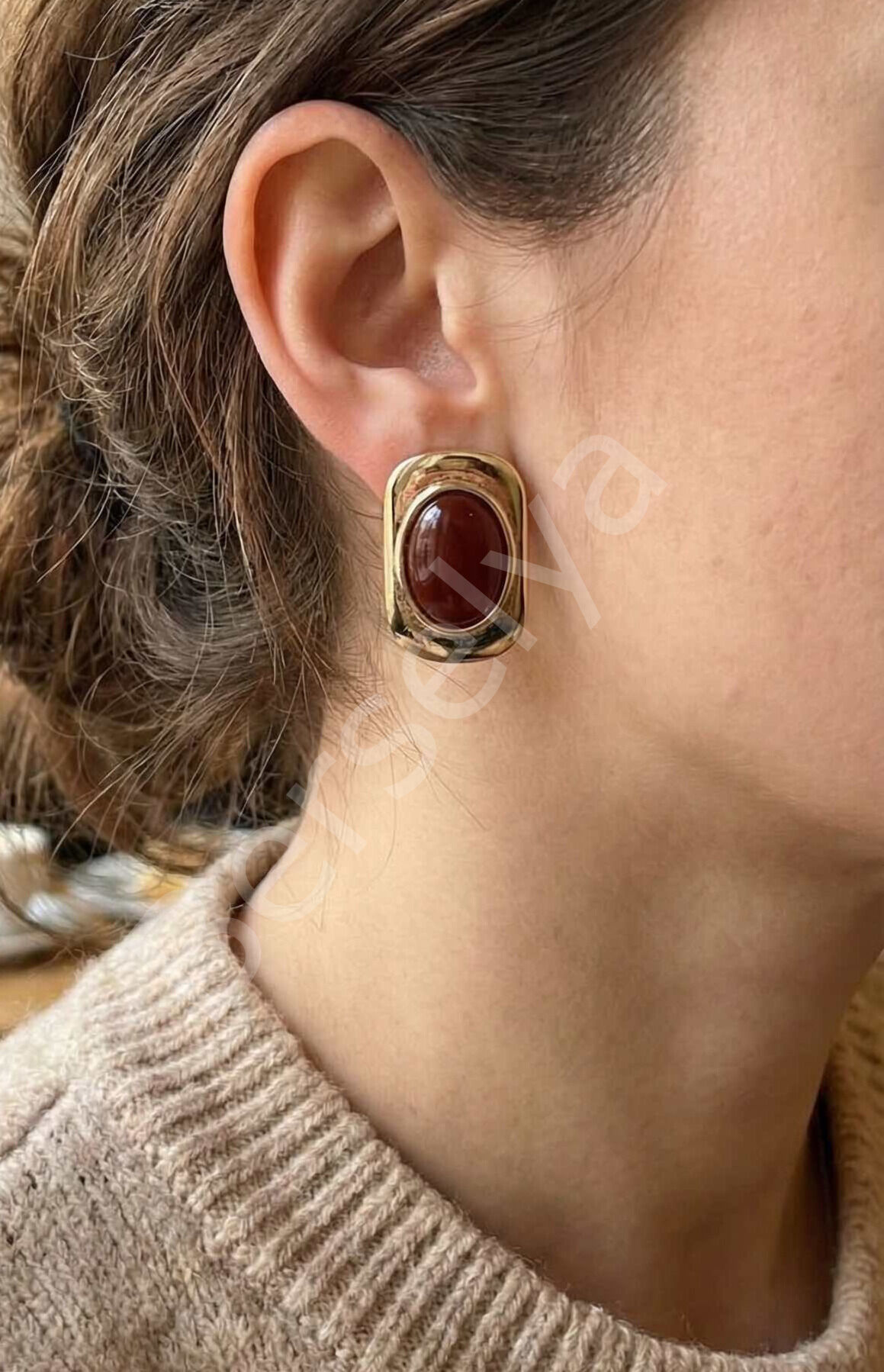 Kahverengi Renk Kare Model Vintage Kadın Küpe