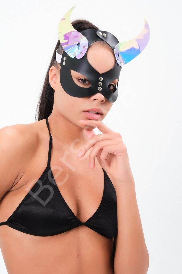 Siyah Gümüş Kulaklı Toka İle Arkadan Bağlamalı Maske 81311-1