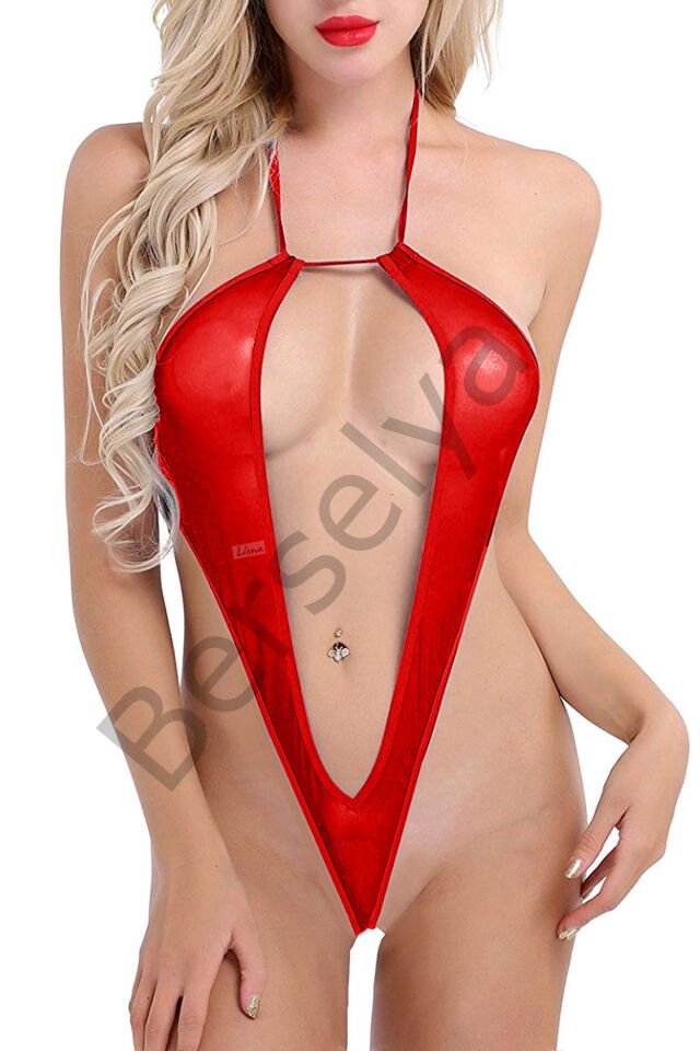 İçini Gösteren Kadın Kırmızı Fantezi Gecelik