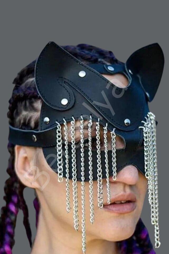 Siyah Maske Üstüne Zincir Aksesuarlı Harness 700915