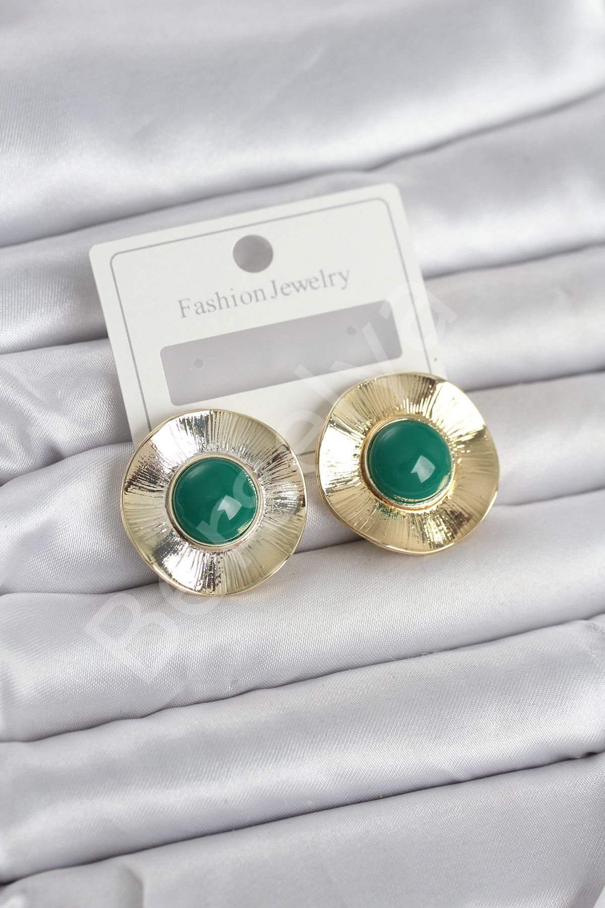 Vintage Model Yeşil Gold Renk Pirinç Kadın Küpe