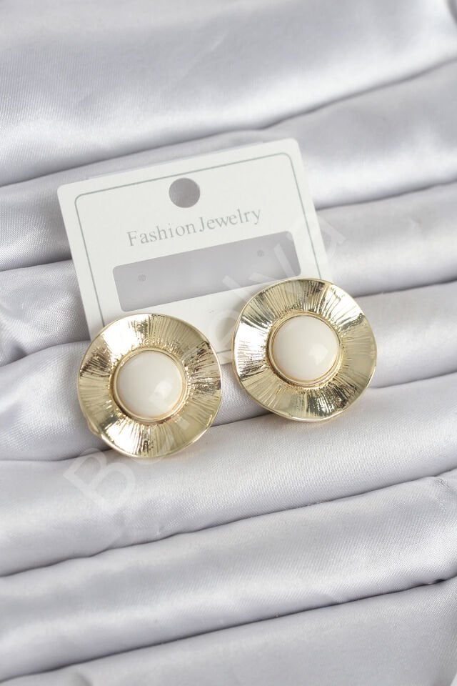 Vintage Model Beyaz Gold Renk Pirinç Kadın Küpe