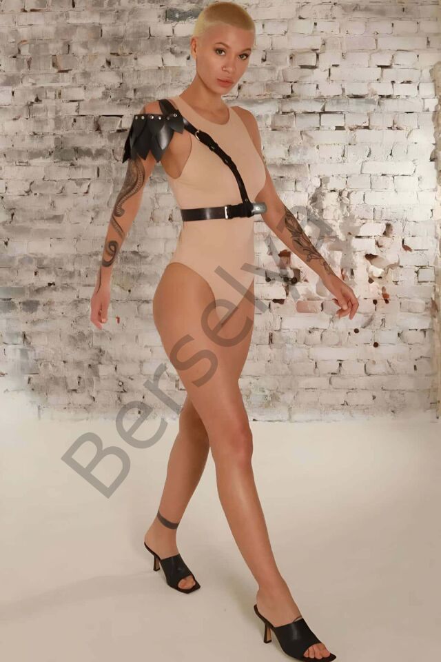 Omuzda Yaprak Detaylı Şık Tek Omuz Deri Kemer - Brf1033