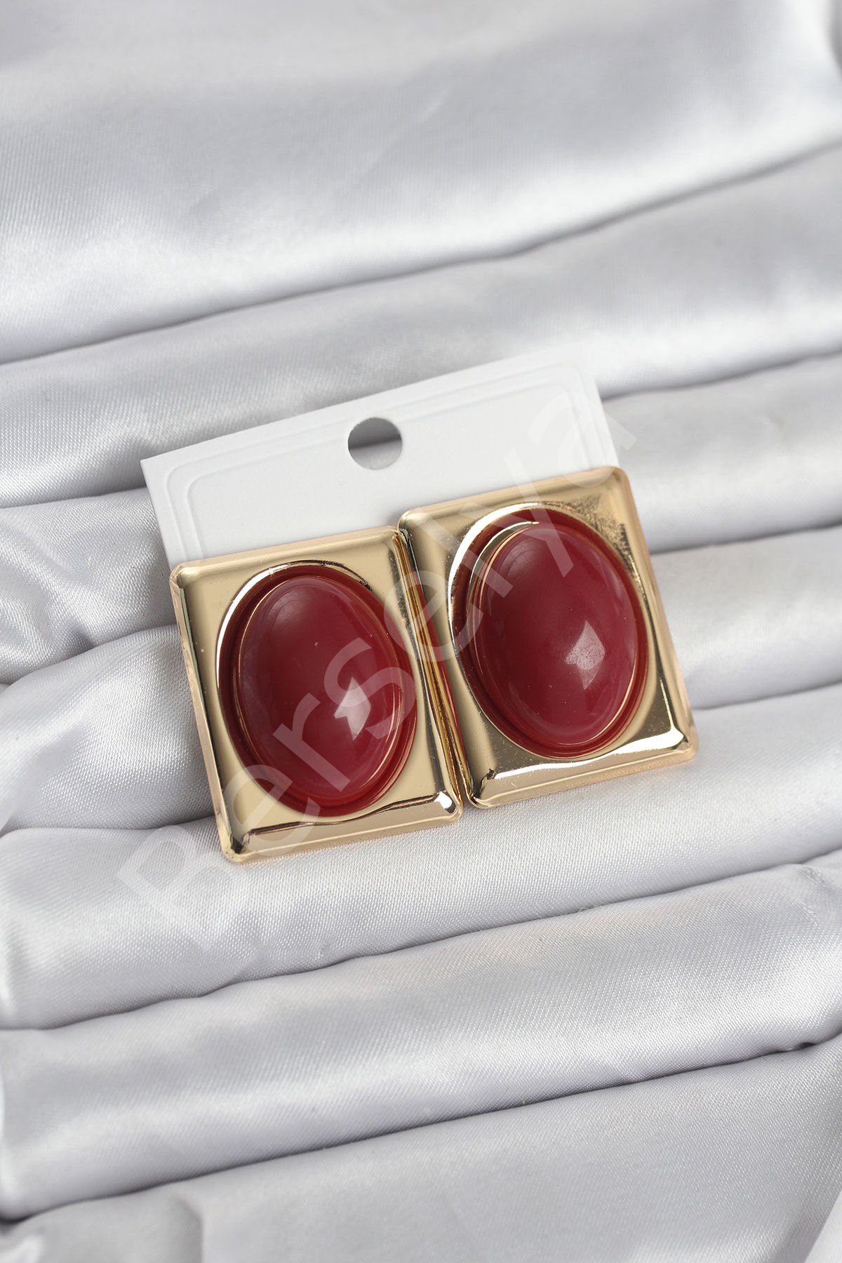 Bordo Kare Model Vintage Gold Renk Kadın Küpe