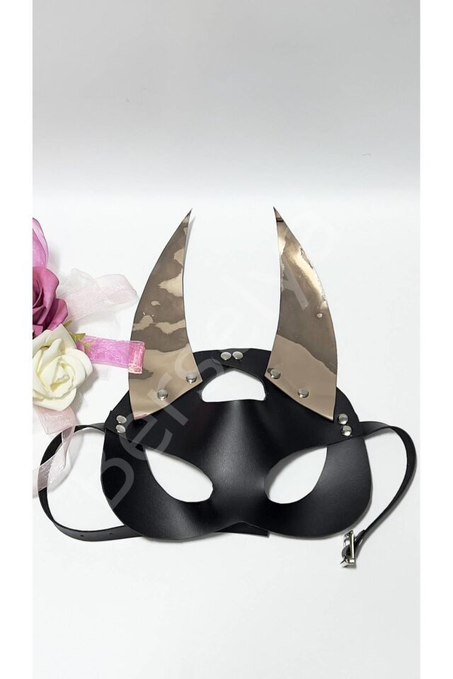 Siyah/gold Sivri Uclu Kulaklı Deri Maske 800471