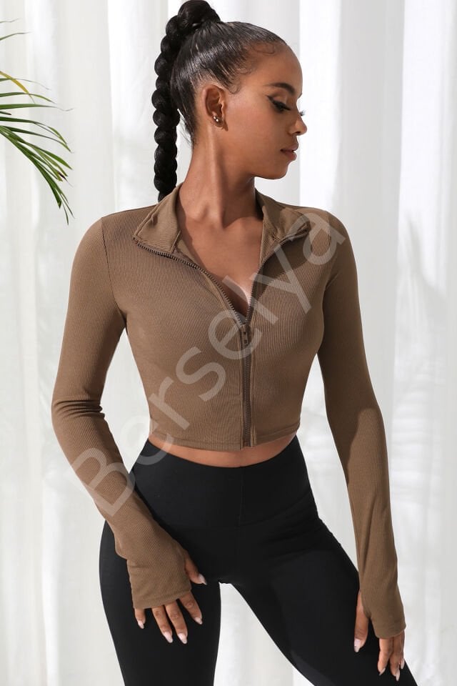 Kadın Kahverengi Uzun Kol Fermuarlı Parmak Geçme Detaylı Dik Yaka Crop Top Bluz