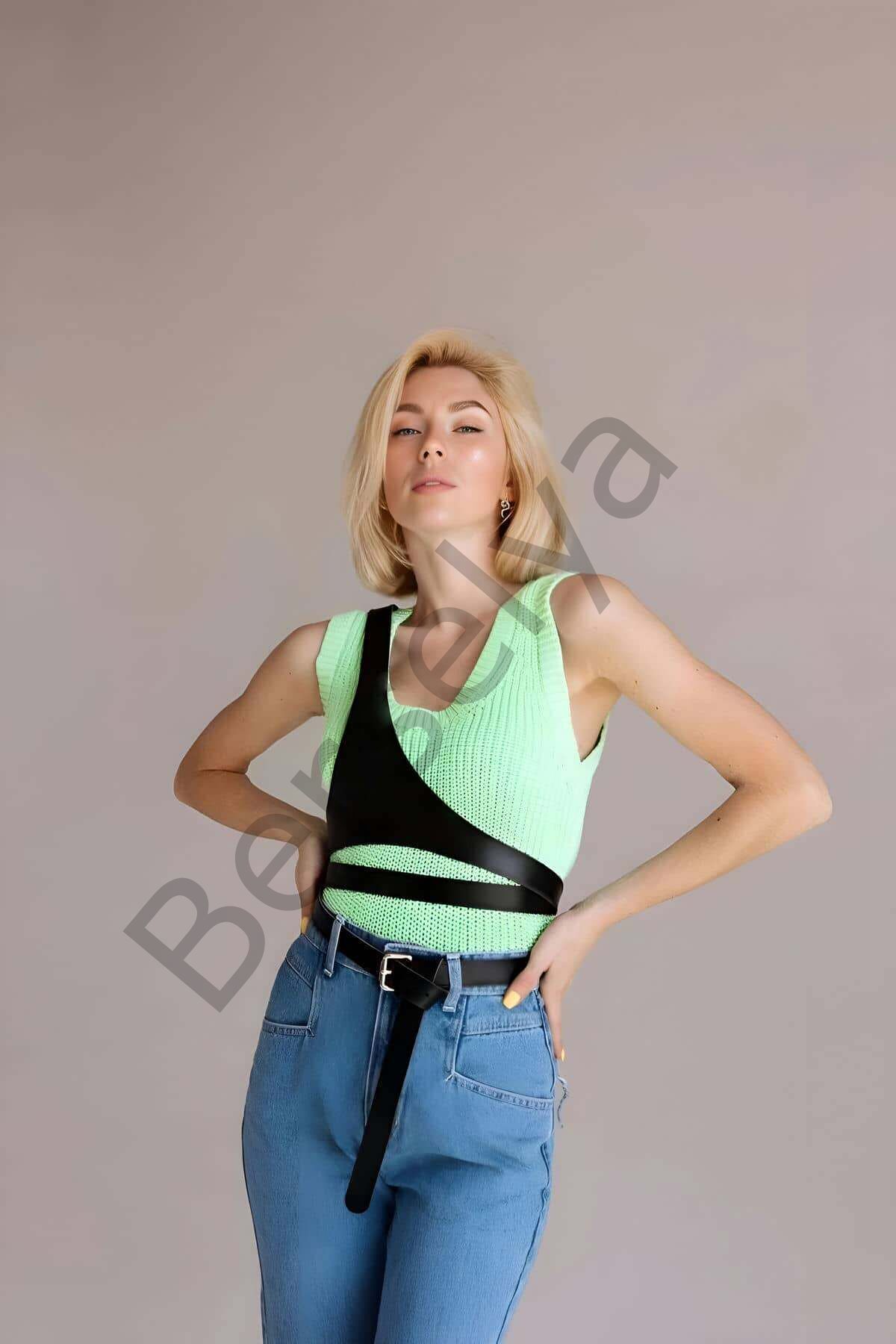 Üçgen Giysi Göğüs Kemeri, Tek Omuzdan Askılı Deri Harness - Brf1120