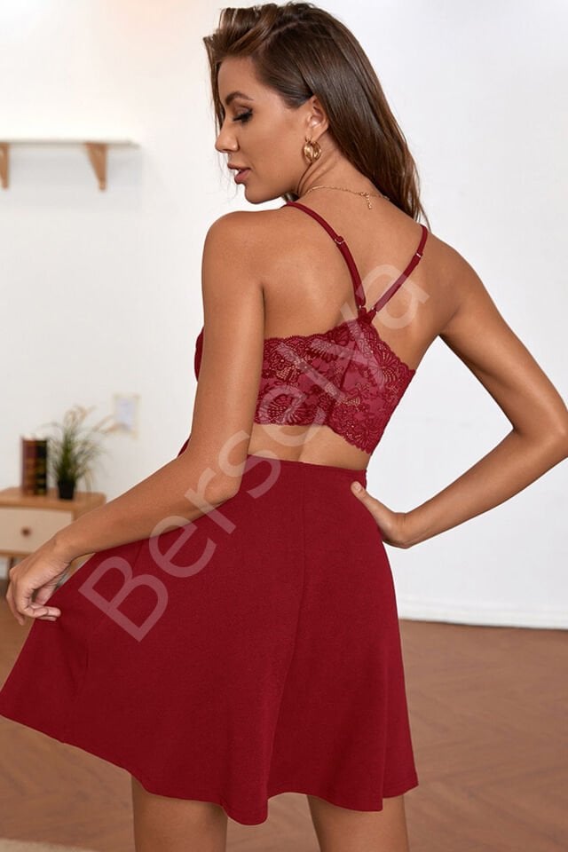 Kadın Bordo İp Askılı, Sırtı Ve Göğsü Dantel Detaylı Şık Gecelik