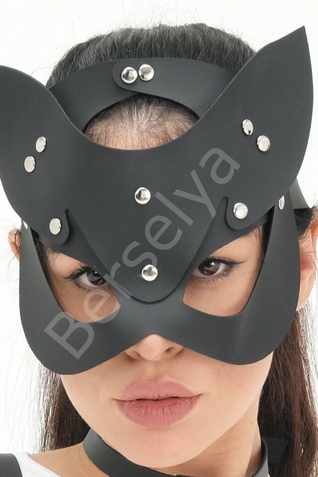 Tavşan Kulaklı Suni Yumuşak Deri Harness Maske 006