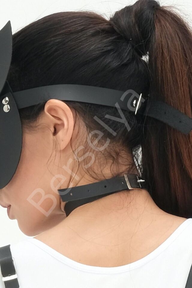 Tavşan Kulaklı Suni Yumuşak Deri Harness Maske 006
