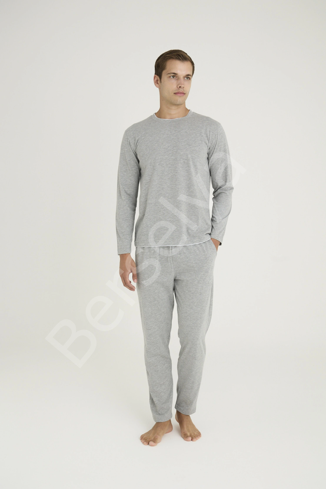 9222 Erkek O.yaka Pijama Takım