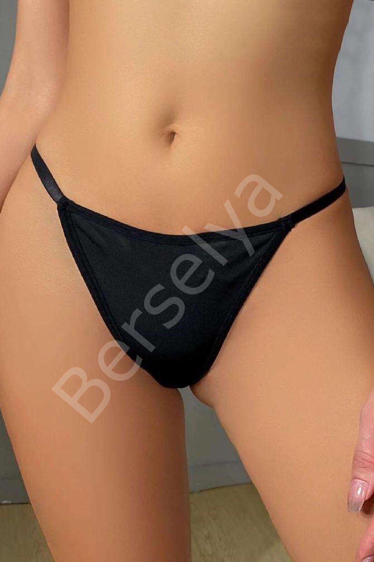 Kadın Fantezi İç Giyim Tanga Külot Perfect Fall 222 Siyah