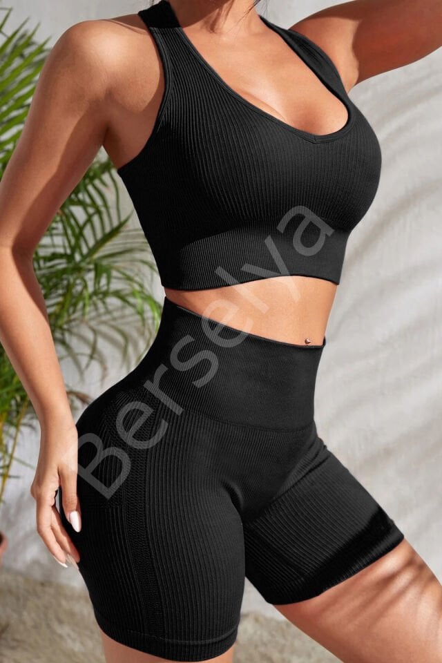 Kadın Siyah Yüksek Bel Çapraz Sırt Detaylı Şortlu Gecelik Takım