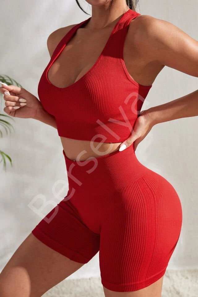Kadın Kırmızı Yüksek Bel Çapraz Sırt Detaylı Şortlu Gecelik Takım