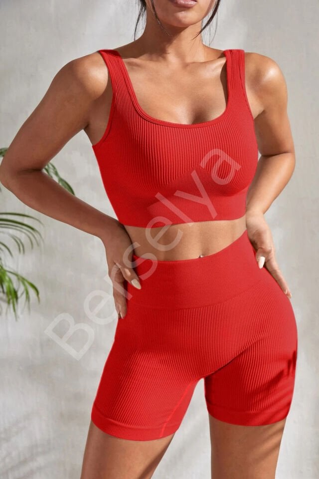 Kadın Kırmızı Kalın Askılı Yüksek Bel Şortlu Gecelik Takımı