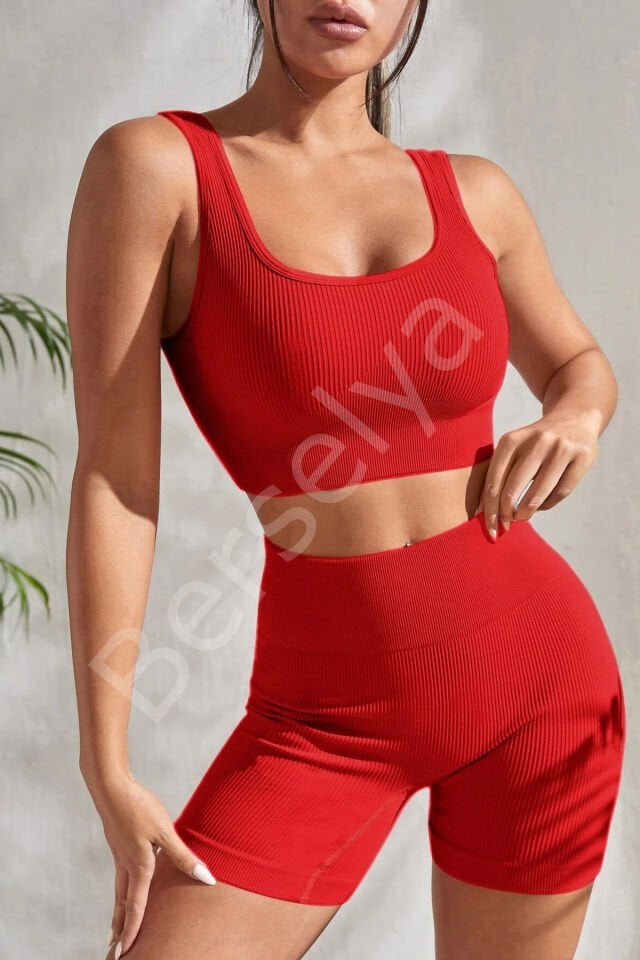 Kadın Kırmızı Kalın Askılı Yüksek Bel Şortlu Gecelik Takımı