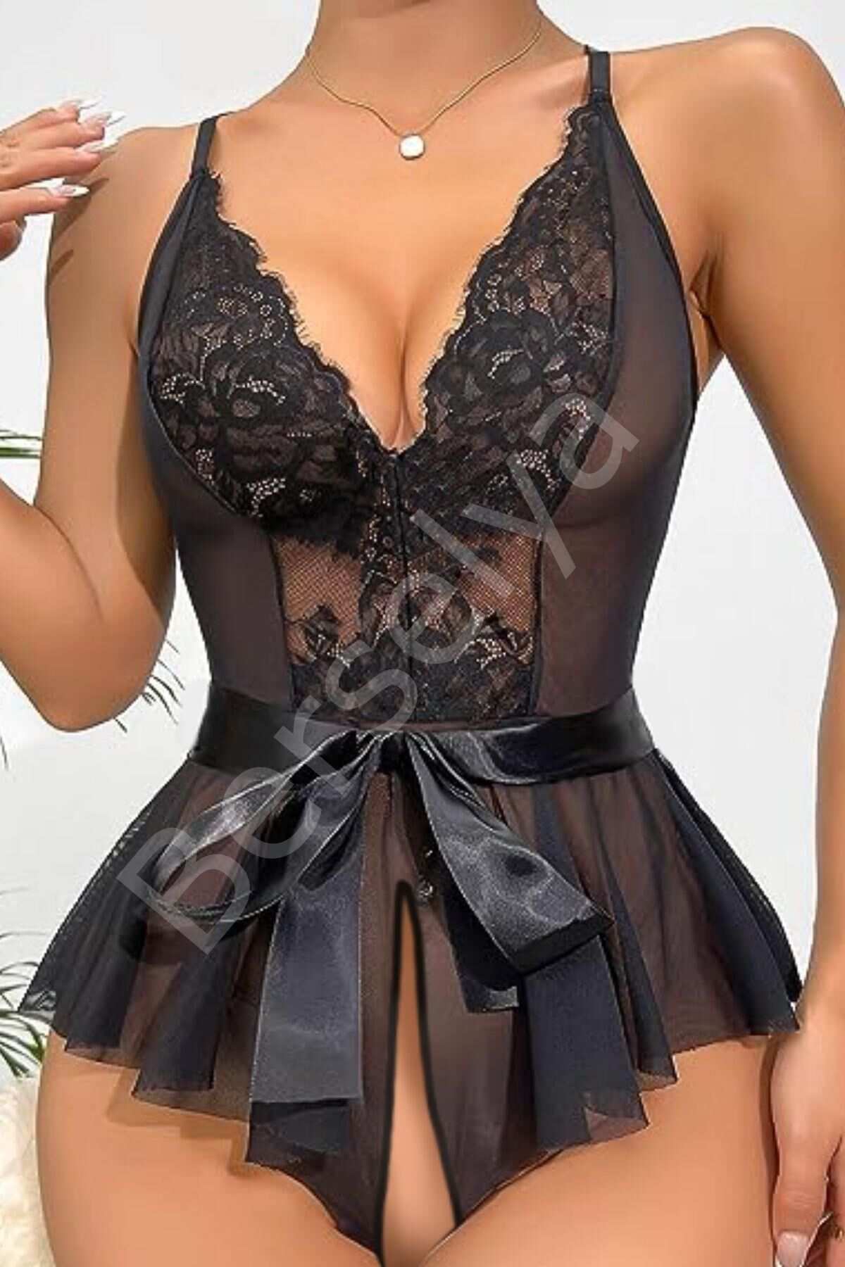  siyah Özel Bölgesi Açık Kuşaklı Gecelik 15037